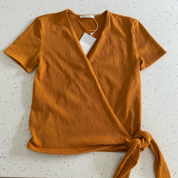 NWT Zara Tie Top - Picture 2 of 4